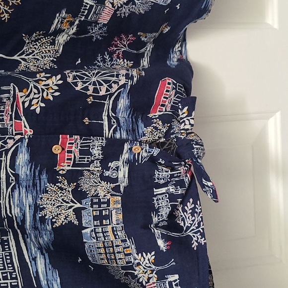 Old Navy blue button down shirt - Picture 5 of 6